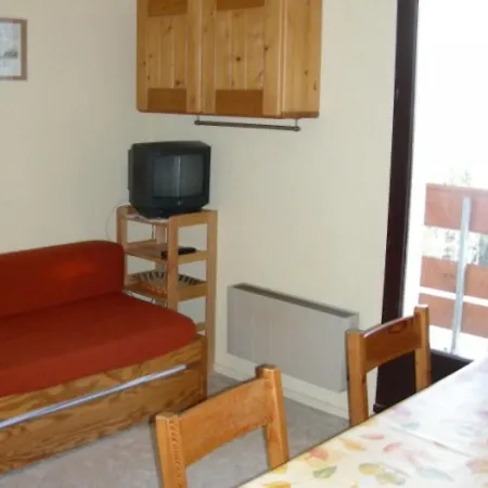 Cosy Proche Pistes Avec Balcon - Fr-1-557a-12 Apartment